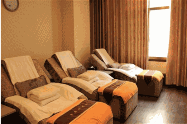 御侨足浴养生馆